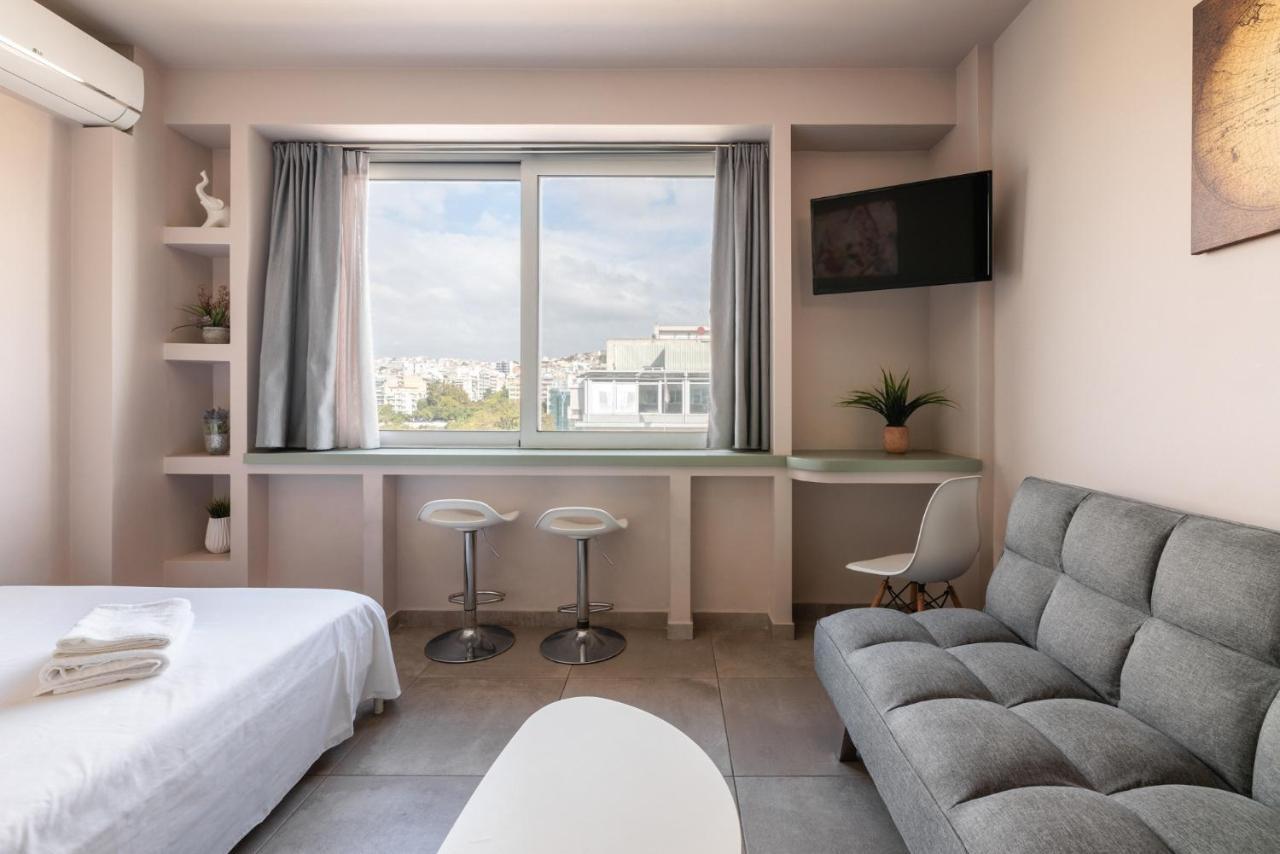 Appartement Aristotle Spot, View By Binobi!